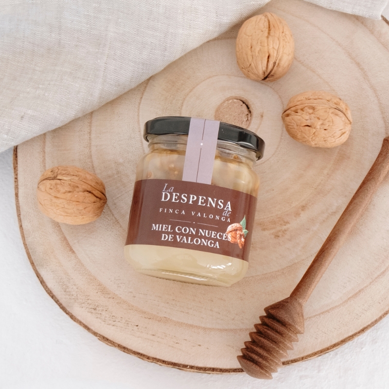 Honey with walnuts from Finca Valonga. Honey with walnuts from Finca Valonga.